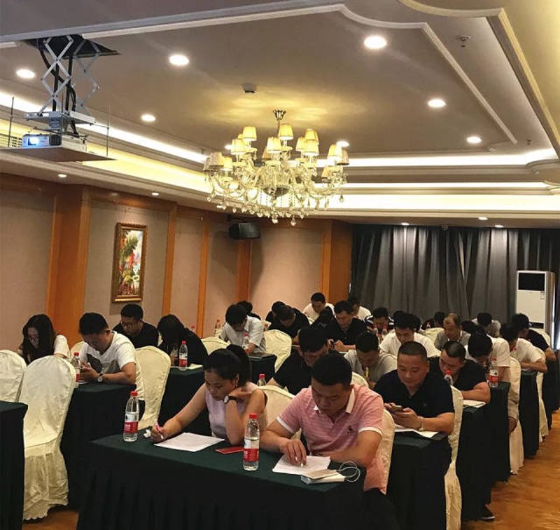 洞悉产业未来,总裁研修班助力领军者乘风破浪